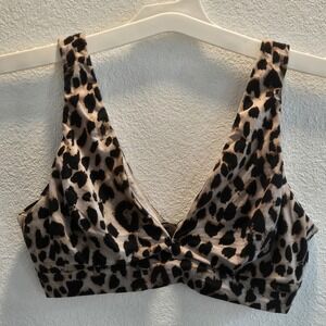 Victoria's Secret Stretch Leopard Print Unlined Essential Plunge Bralette VS Lg